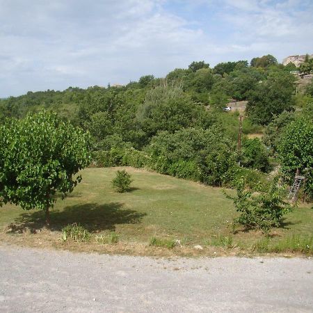 Appartement / Gite Les Papillons Lablachère Exteriér fotografie
