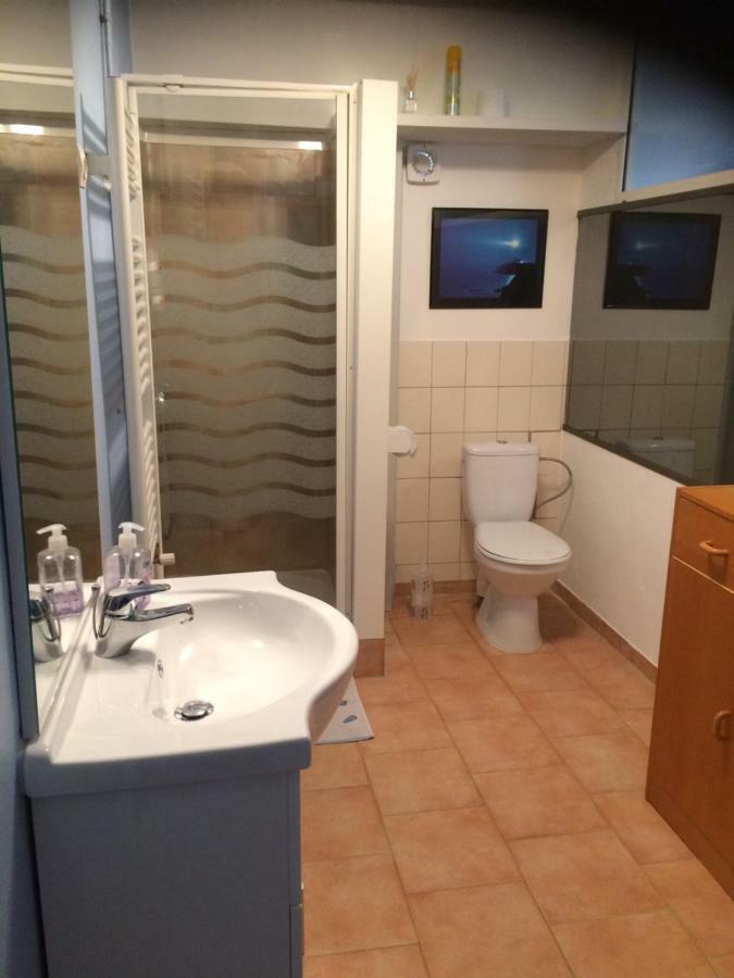 Appartement / Gite Les Papillons Lablachère Exteriér fotografie