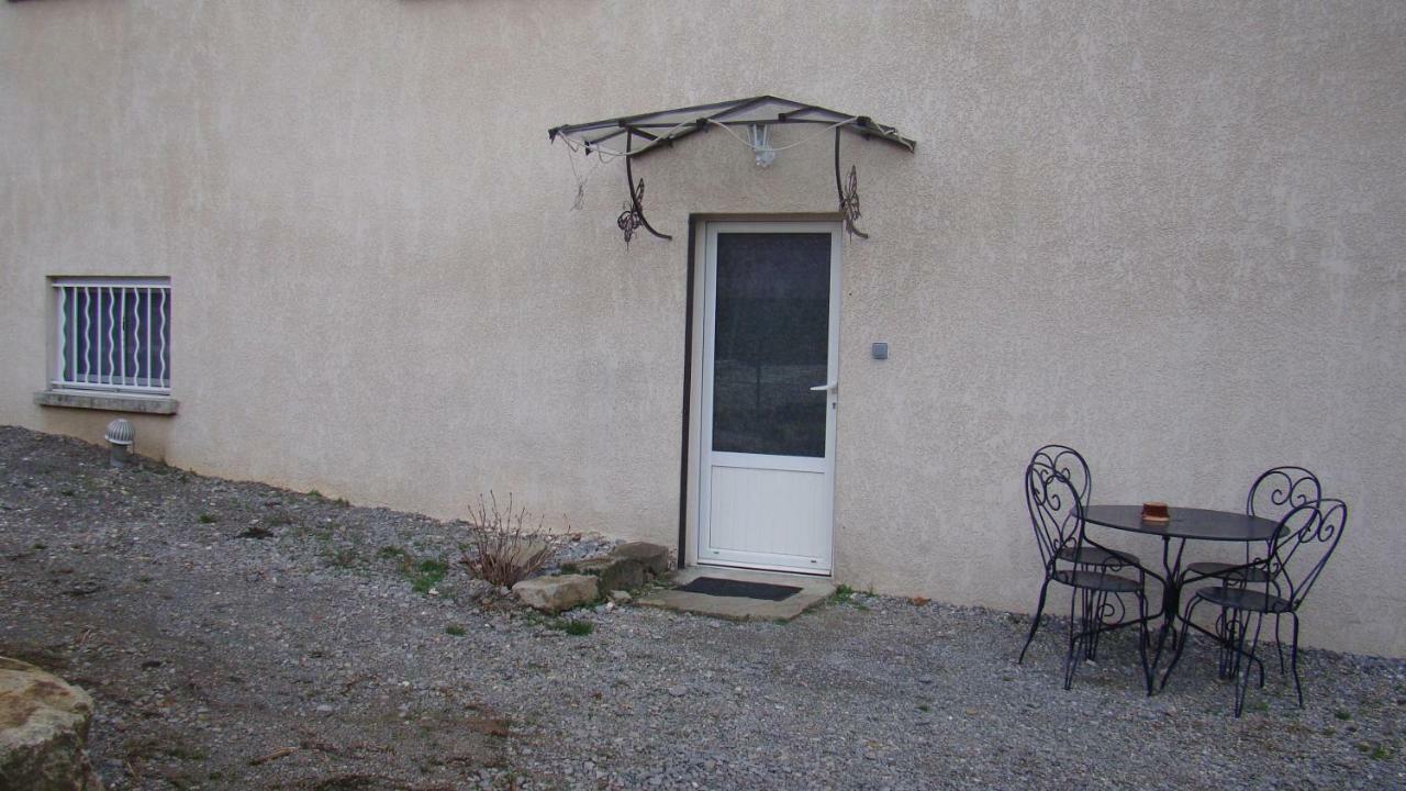 Appartement / Gite Les Papillons Lablachère Exteriér fotografie